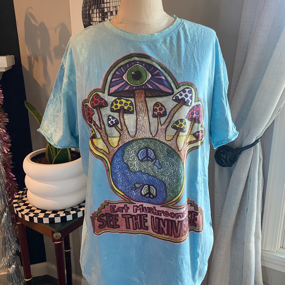 Psychedelic Graphic Tee - Blue